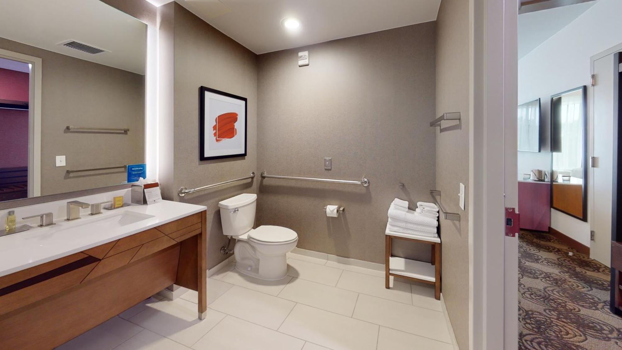Doubletree By Hilton Raleigh-Cary Otel Dış mekan fotoğraf